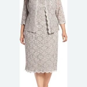 Alex Evenings Lace Pencil Skirt in Gray